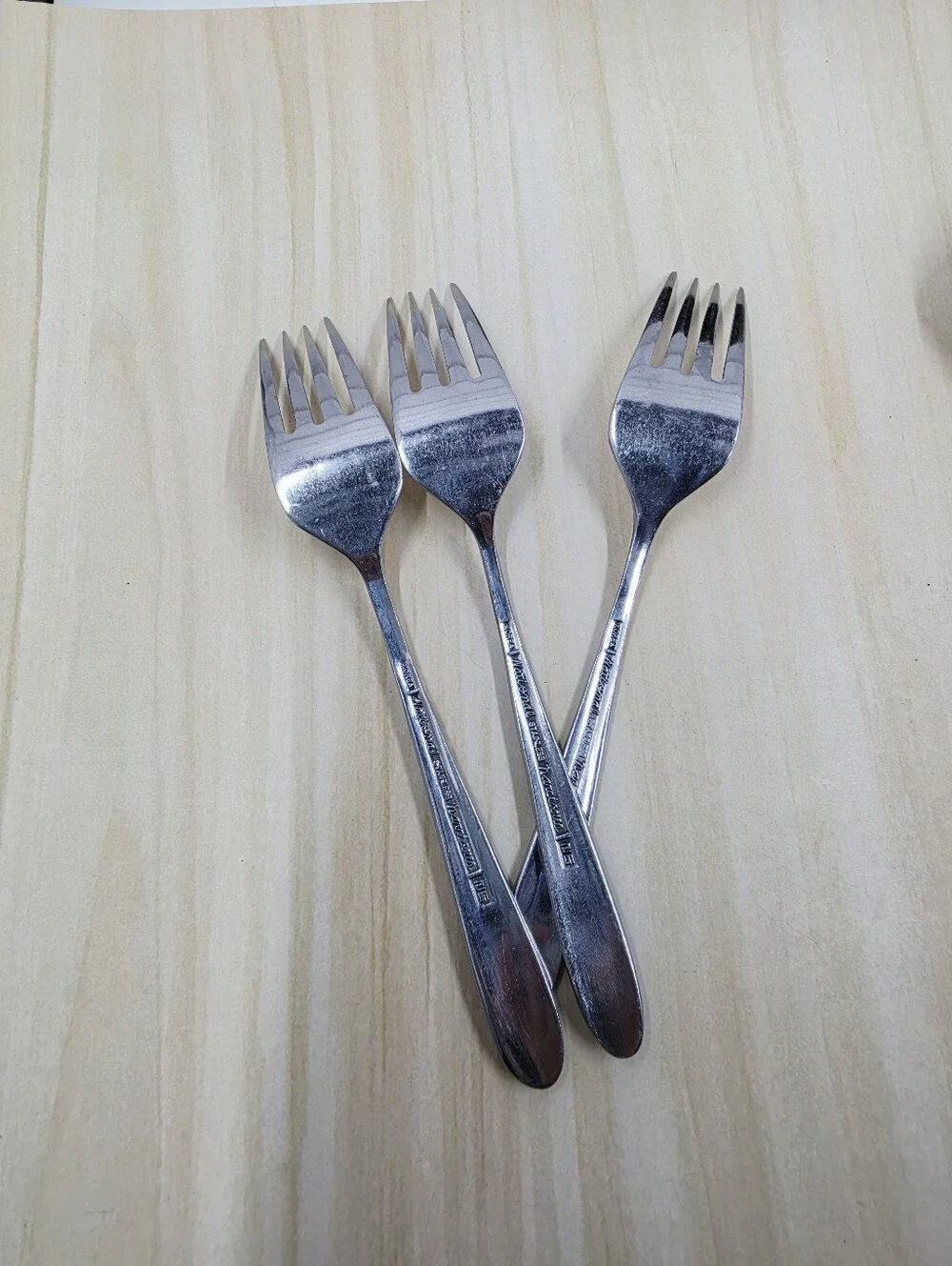 National Silver Narcissus Pattern Stainless Steel 22 Pieces Flatware Korea